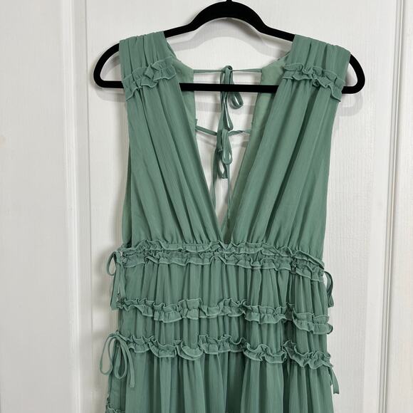 VICI Chiffon Ruffle Tiered Maxi Dress Women's Size Medium NEW NWT - Picture 2 of 12